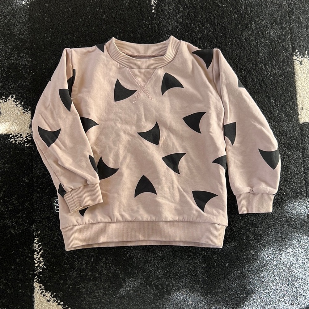 Moi girls sweatshirt light pink / black geometric size 2 chic!